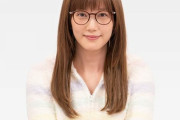 【画像】本田翼、新作ドラマですっぴんメガネハレンチ部屋着姿を披露