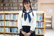 【深キョン】深田恭子（３８）さんがおさげのセーラー服姿を披露www