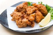 職場の飲み会で「揚げ物とかどうですか、春は揚げ物と言いますからね」と言った女性
