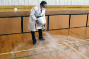 【悲報】液体窒素で児童33人軽傷　マイナス196度の液体窒素を体育館の床にまく科学の出前講座で実験