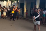 【動画】ブラジルにて好きなクラブのユニを着て登校する学生が話題に