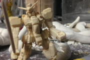 割り箸でガンダム作った