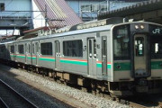 【疑問】電車内でのこういう場合って私が悪いのかな