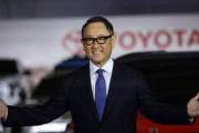 最高益トヨタ「みんなEVの現実に気づき始めている」