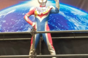【画像】池袋にウルトラマンいたｗｗ