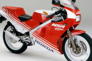NSR250乗ってる者だけど2ストバイクの真実を教えます