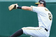 【阪神】佐藤輝、スライディングキャッチで窮地救う！