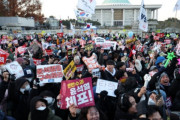 民主主義のつもりとは笑かしよる　〜　「日本は韓国の民主主義をうらやんでいる」こういうのを「ばかに付ける薬はない」と言います