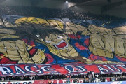 PSGファン、「ワンピース」ルフィの巨大横断幕をCLバイエルン戦で設置　バイエルンロゴへ「ゴムゴムのピストル」発射？