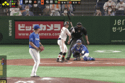 【GIF】本日の試合で最終回最後の打席で巨人･松原が三振したシーンw