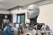【動画】イギリスのロボットが完全に人間でやばい　お前らの思う10倍やばい