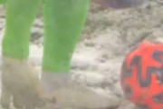 【動画】冬のサッカーのあるある、みんなやったよね？