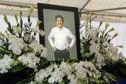 韓国人「安倍元首相の焼香所に来た」