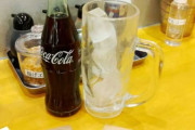 【難問】ワイ「ラーメン（900円）」店「コーラは？」←いるか！？ｗｗｗｗｗｗ