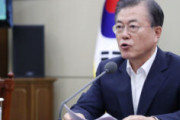 【速報】韓国ムン大統領が日本を批判 「過去を記憶することができない国だ」「韓国は道徳的優位を土台に未来を切り開く」