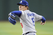ドジャース劇的サヨナラ勝ち！山本由伸の衝撃7回1安打無失点登板に全米騒然！←「打線の援護がない」（海外の反応）