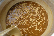 セコママ「(カレーうどんの)残り汁ちょうだい！」→ママ「皆で食べた後の汁だよ…」セコママ「大丈夫！卵落として食べる」