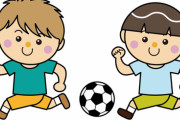 【もやもや】ママ友のAさんが、サッカーをしている小学生たちの近くで2歳の子を遊ばせていたら、ボールが当たり→Aさんが怒って小学生の親を呼んでしまった。