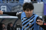 「これハンドじゃん」　川崎キャプテンの決勝弾に疑問の声…ゴール直前のトラップに物議「どうなってんのVAR」
