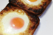 【悲報】ワイが作った目玉焼きトースト、酷評される