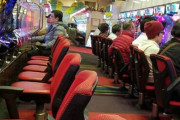 パチンコ店、ぼったくりすぎた結果客が減少する