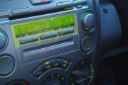 友達と2時間くらい車で遠出するんだがなんの曲かければ盛り上がるんや？