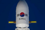 軍事衛星を打ち上げたけれど制御用端末を準備していなかった韓国軍…「今後1年間、衛星は空転するもよう」！