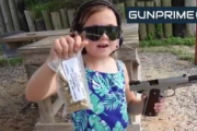 【動画】幼女、本物のコルトガバメントを撃ちご満悦