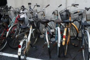 バイク買いたいのに停める所ないとかいう嫌がらせされてる
