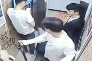 【動画】これは地獄。中国のエレベーターの内部でヤバすぎる事故が起きてしまう。