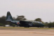 豪空軍基地に日本の国際緊急援助隊が到着、空自C-130が森林火災の救助活動を支援！