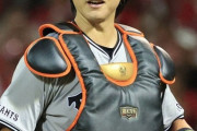 巨人・小林誠司が「8番・捕手」で今季初スタメン出場　コールにファン大歓声！