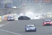 【動画】SuperGT第2戦、凄まじいクラッシュ大破で赤旗中断 ⇒ クラッシュ連続2回赤旗の大荒れ展開