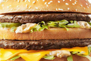 「グランドビッグマック」「ギガビックマック」今日から発売　ビッグマックも割引！