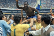 1970年メキシコＷ杯、“超攻撃的ブラジル”はなぜ３度目の世界制覇を果たせたのか。ペレは意外にも「守備の献身」を勝因に挙げた