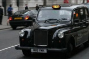 【朗報】英国のタクシー運転手「何かこのお客さん自爆テロしそうやな・・・せや！」