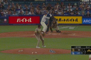 大谷翔平、３回表無死満塁から併殺崩れの間に三塁ランナーが生還し同点においつく！！！！！