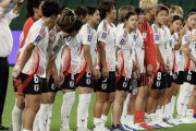 【動画】「日本は狂っている」土曜夜、侍ジャパン日韓戦勝利の裏で…日本サッカーの“衝撃結果”に海外驚愕！