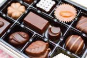【義理チョコ離れ】バレンタイン「職場で渡す」が過去最低　日本生命アンケート調査