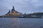 ロシア海軍ミサイル巡洋艦「アドミラル・ナヒーモフ」が試験航行中…黄金を纏いし最強の女皇！