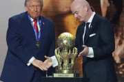 ノーベル賞を逃したトランプ氏、新設されたFIFA平和賞受賞…「私の人生において大きな栄誉」＝韓国の反応