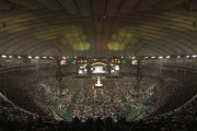 【画像】東京ドームで行われているオードリーのラジオイベント、人の数が凄すぎる