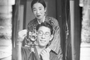 【画像】100年前に撮影された日本人夫婦の自撮り写真w