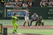 【巨人対ヤクルト18回戦】巨人、7回に梶谷のタイムリーで1点を返す！！！！！