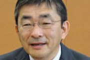 【au】談合で爆益中のＫＤＤＩ社長「国が携帯料金に口を出すな！」「携帯料金は自主的に下げません、ドコモが下げたら下げます」