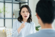 【夫婦】妻が俺の趣味の財産を目障りだから捨てろと言ってくる　自分の衣装や靴で一部屋占有してるのに