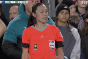 女子W杯 山下良美レフェリーが女性審判初のVAR判定場内アナウンス