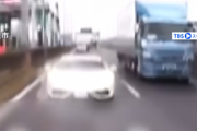 【動画】ランボルギーニが執拗な危険運転をしながら、煽り運転 → その場で警察に通報するも、対応が酷いと話題に…