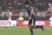 【サッカー日本代表】中島翔哉選手が試合中にリフティング ⇒ 相手選手がガチ切れして殺人スライディング