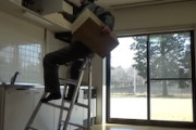 【動画】脚立やハシゴでの転落事故あるあるが話題に。間違った使い方をしていませんか？